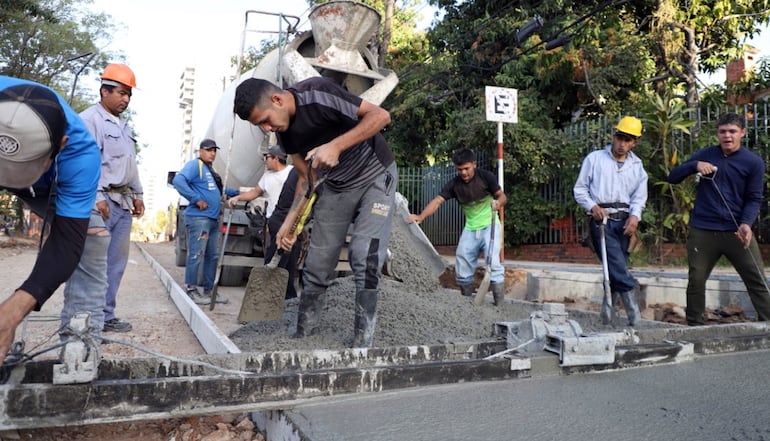 Sector público gana hasta G. 2.300.000 por encima del privado e independiente